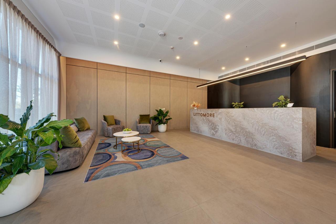 Littomore Suites Kingswood Penrith Bagian luar foto